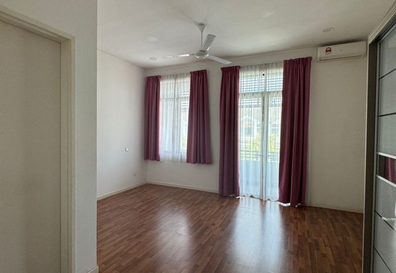 Cradleton @ Eco Majestic