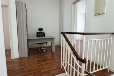 Cradleton @ Eco Majestic