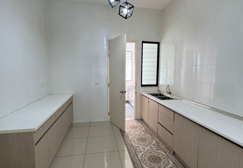 Cradleton @ Eco Majestic