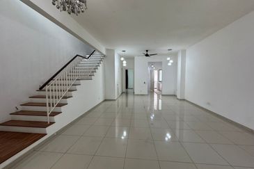 Cradleton @ Eco Majestic