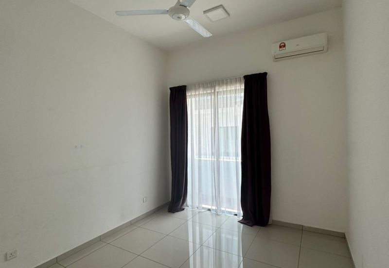 Cradleton @ Eco Majestic