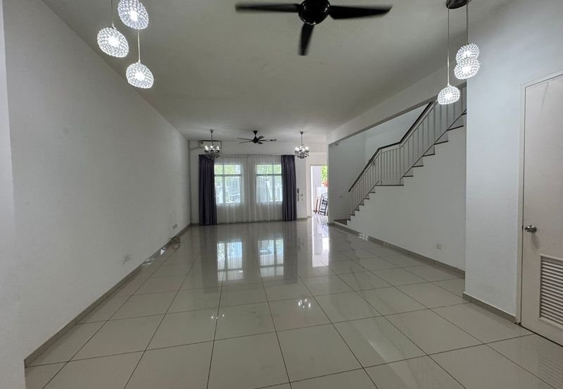 Cradleton @ Eco Majestic