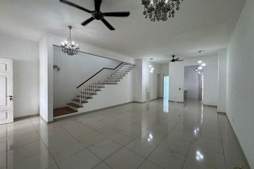 Cradleton @ Eco Majestic