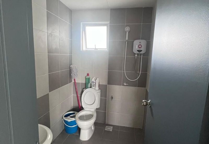 Residensi Kesuma 1 Condo 3R2B With 2 Car Parks