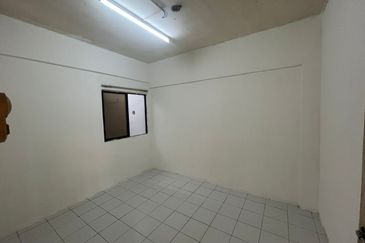 Vista Bayu Apartment, Taman Bayu Perdana