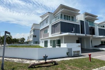 Balvia @DIsland Residences