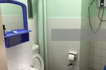 Blok Desa Awana Apartment