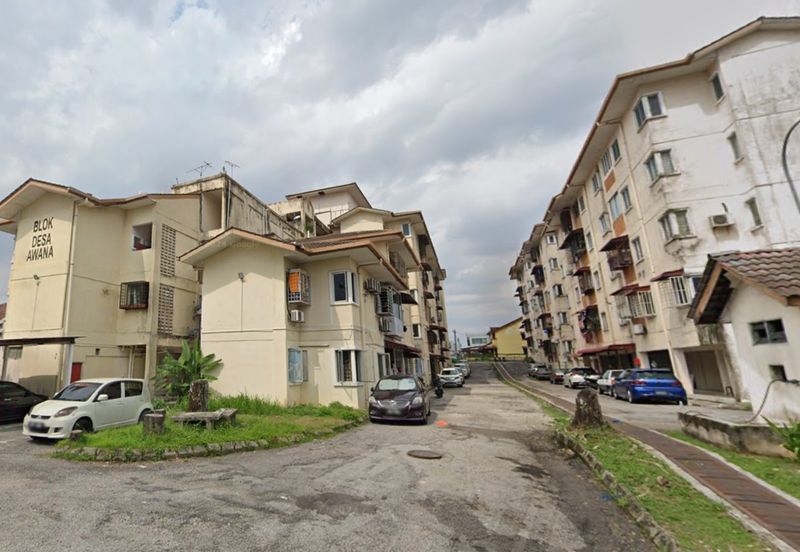 Blok Desa Awana Apartment