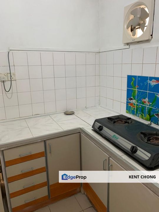 Cozy 1+1 Bedroom Unit | Partially Renovated | Affordable Rent | Menara Seputih Condo, KL, Kuala Lumpur, Seputeh