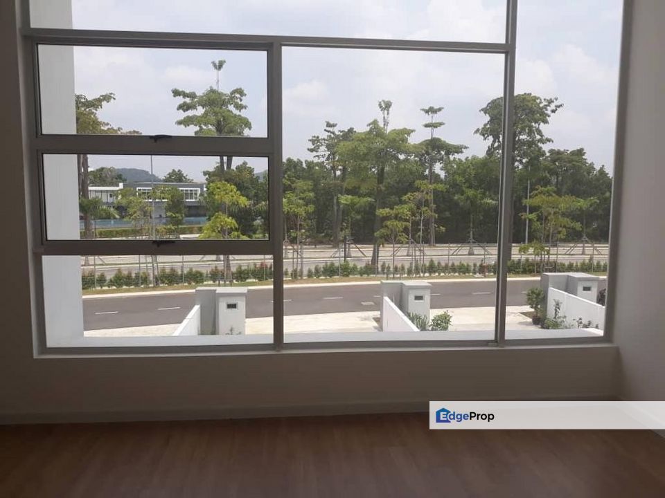 Extra Long Porch @ Parkfield Residences, Tropicana Heights, Selangor, Kajang