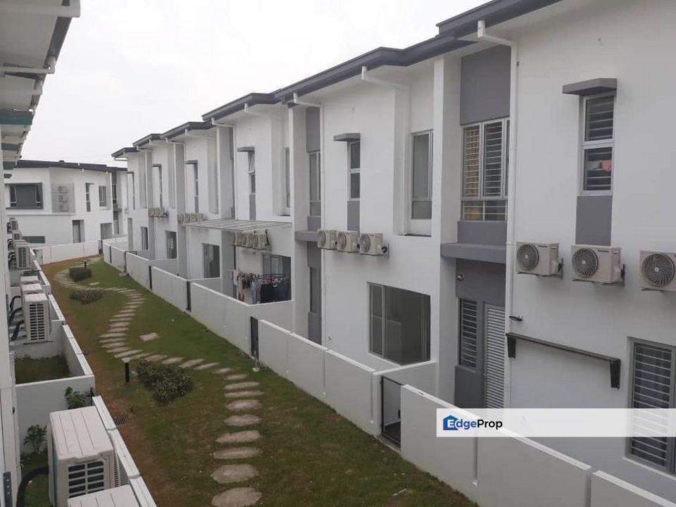 Extra Long Porch @ Parkfield Residences, Tropicana Heights, Selangor, Kajang