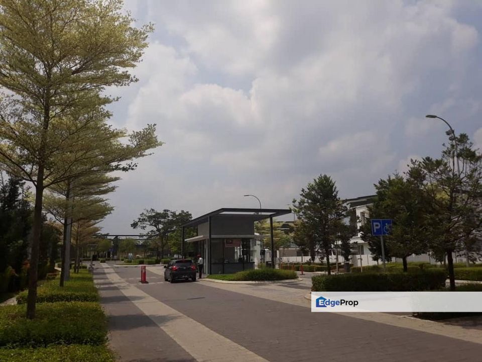 Extra Long Porch @ Parkfield Residences, Tropicana Heights, Selangor, Kajang