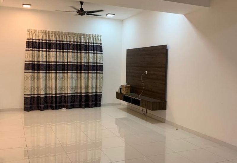 Parkfield Residences, Tropicana Heights