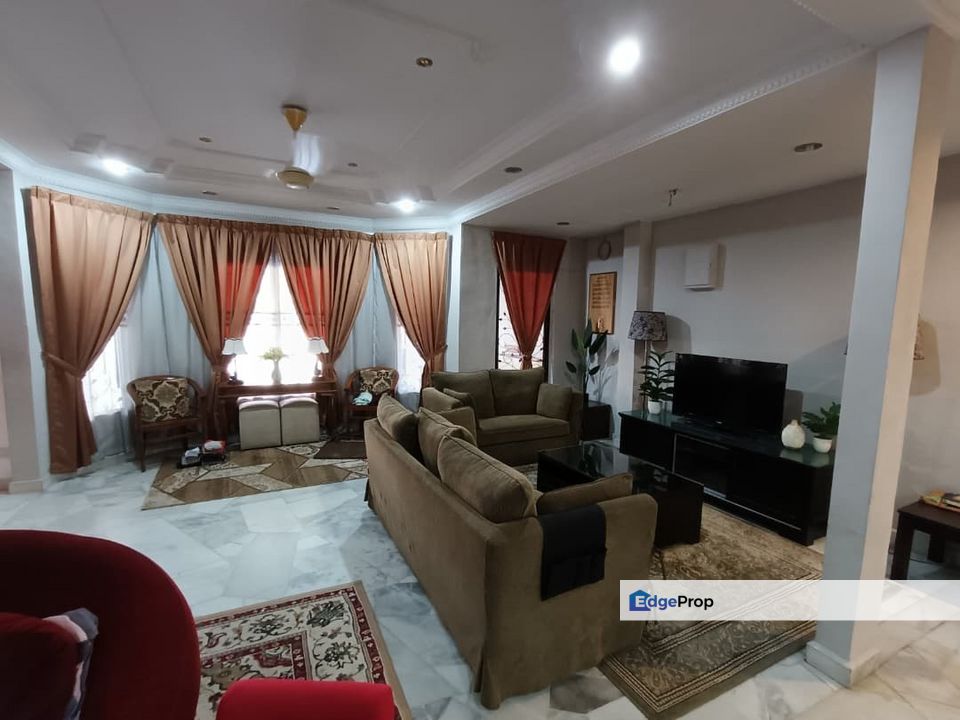 Well-maintained 2-Storey Terrace @ Alam Damai, Kuala Lumpur, Cheras