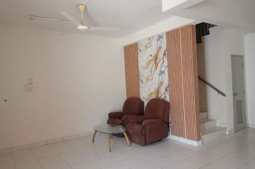 Taman Tasik Semenyih (Lake Residence)