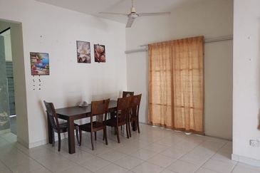 Taman Tasik Semenyih (Lake Residence)