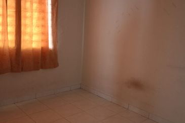 Taman Tasik Semenyih (Lake Residence)