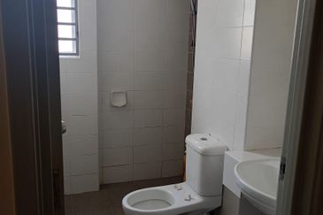 Taman Tasik Semenyih (Lake Residence)