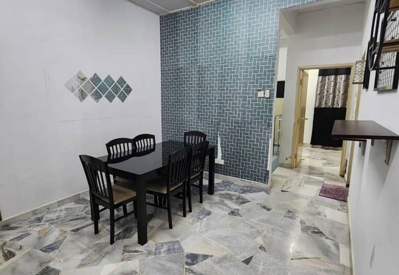 Bandar Tun Hussein Onn