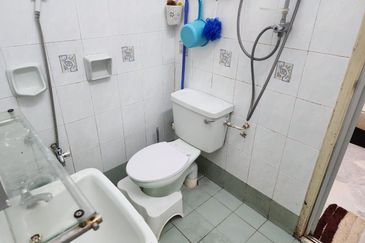 Bandar Tun Hussein Onn