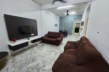 Bandar Tun Hussein Onn