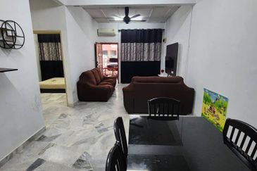 Bandar Tun Hussein Onn