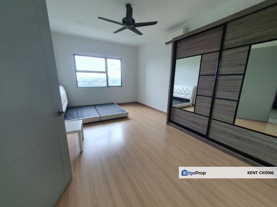 [Full Loan Fully Furnished] X2 Residency Puchong near LRT, Selangor, Puchong