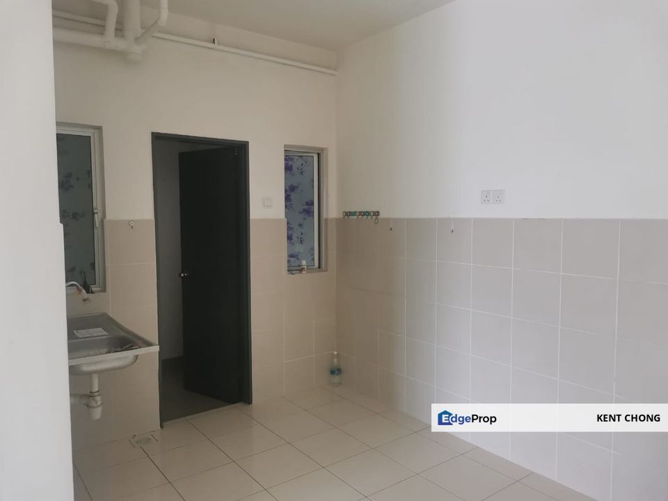 100% Full Loan , Suria Mewah Residensi , Semenyih , Freehold , 4R 2B , 2 car parks, Selangor, Semenyih