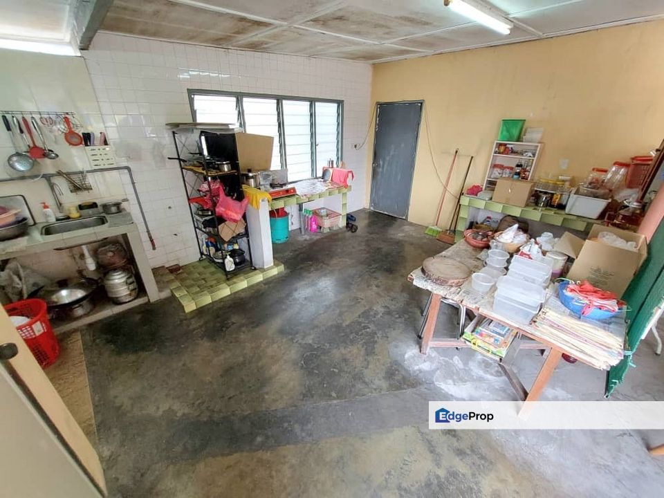 Taman Bukit Teratai | Corner Lot | Town House | Spacious Land , Selangor, Ampang