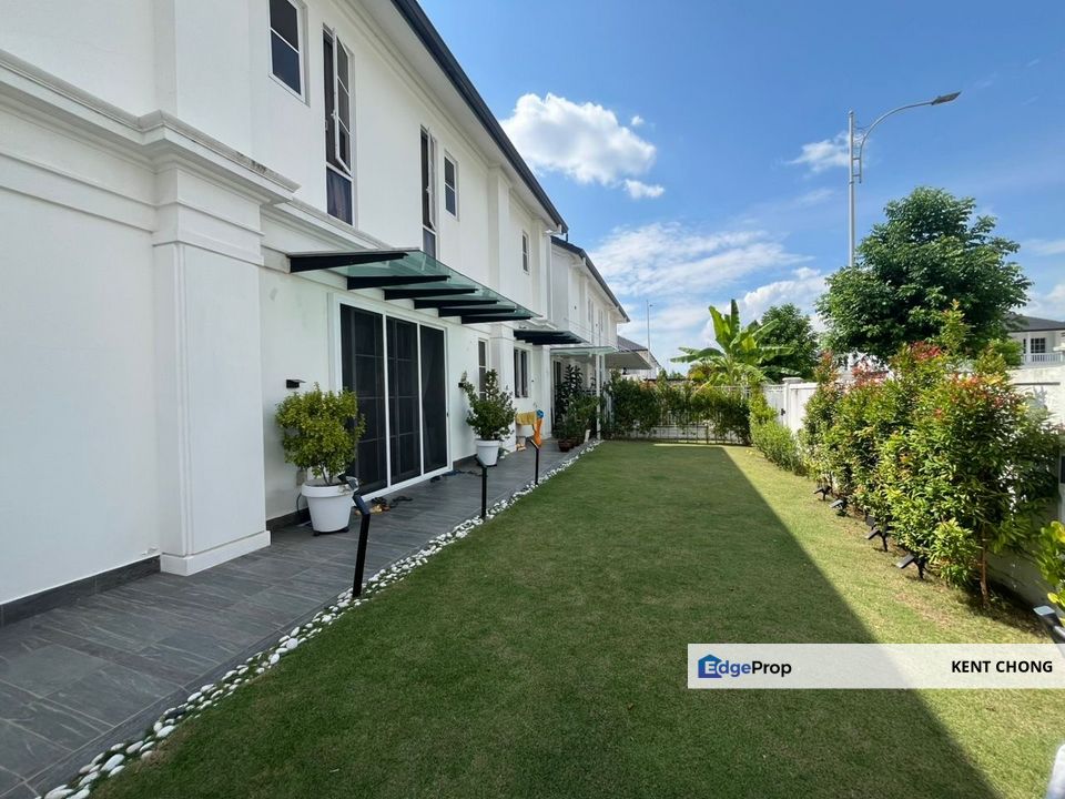 [FULL LOAN CASH BACK]Corner Cluster Semi-D|Spacious Land| Freehold|Eco Majestic-Stoneridge, Selangor, Semenyih