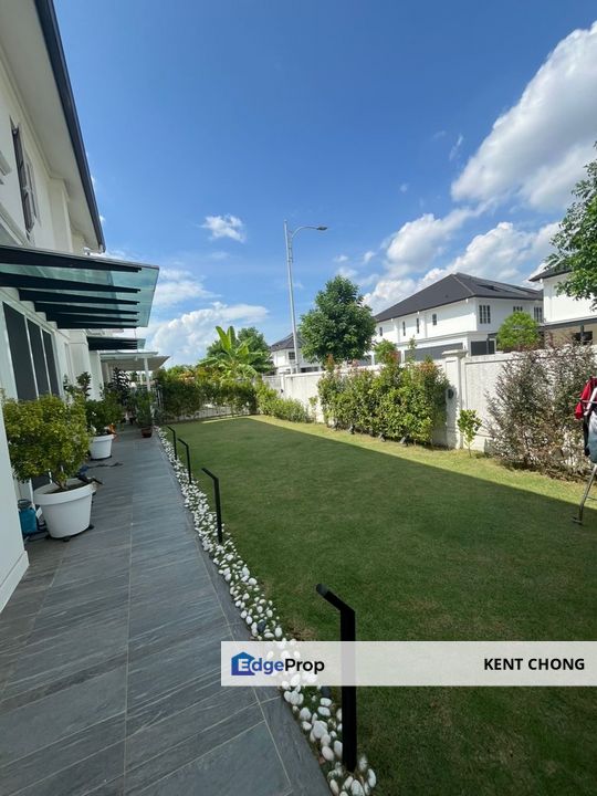 [FULL LOAN CASH BACK]Corner Cluster Semi-D|Spacious Land| Freehold|Eco Majestic-Stoneridge, Selangor, Semenyih