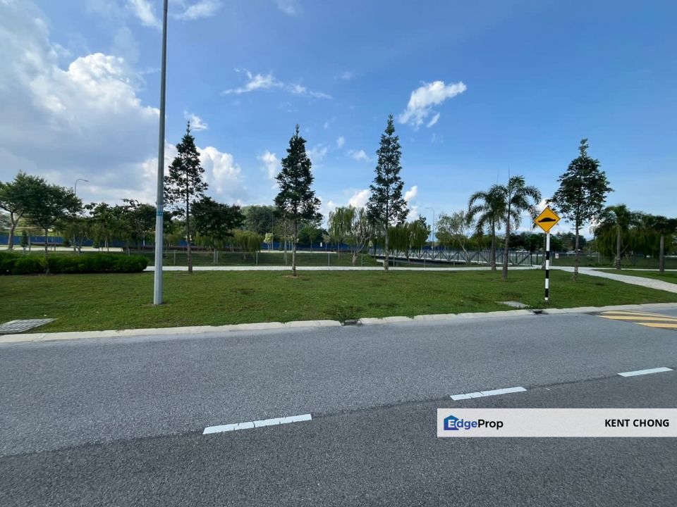 [FULL LOAN CASH BACK] 2-Storey Terrace|Freehold| Family-Friendly Township, Selangor, Semenyih