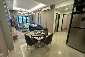 Padang Residence Kota Semarak
