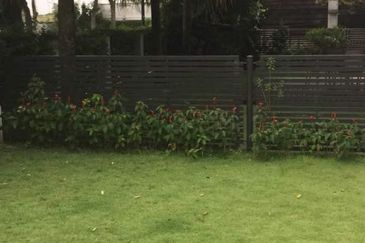 Freehold 2.5storey D-Villa Saujana Glenmarie sale