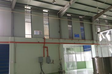 Nilai Bungalaw Factory with 4.47acres land For Sal