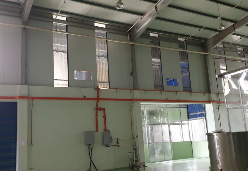 Nilai Bungalaw Factory with 4.47acres land For Sal