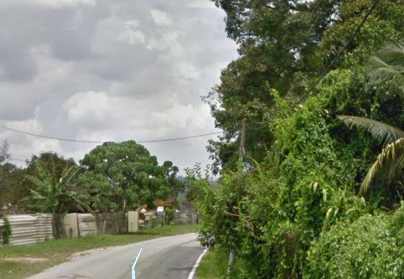 Semenyih facing main road agri flat land 