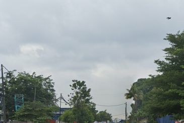 Agri Land in Industrial Zoning For Sale!!