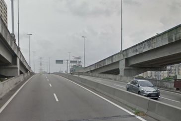 Cheras 4storey enblock shoplot for sale!! High roi return!!