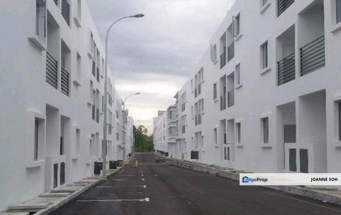 Freehold shoplot at Bandar Puteri Bangi Fully tenanted For Sale!, Selangor, Bangi