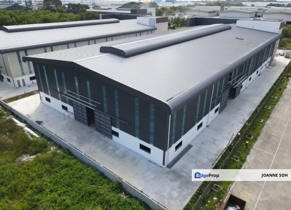 Freehold newly build Warehouse at Sepang dengkil for sale!, Selangor, Sepang