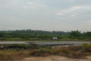 Nilai agri in industrial zoning land for sale 