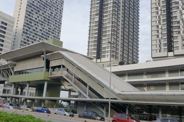 Sungai buluh commercial land for sale 