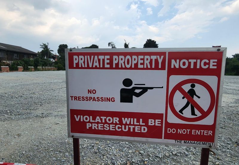 Commercial Land freehold facing main road at Telok Panglima Garang  For Sale!!