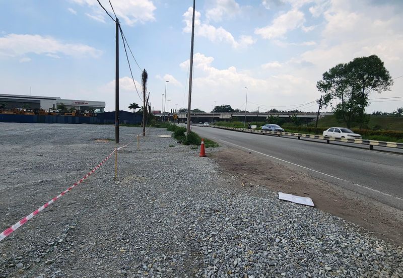 Commercial Land freehold facing main road at Telok Panglima Garang  For Sale!!