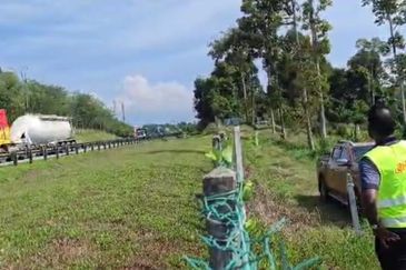 Petrol & EV station facing highway for sale 