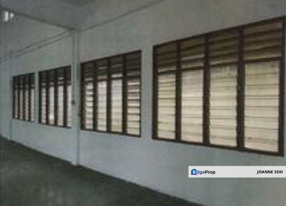 Taman perindustrian puchong semi d factory for rent!!, Selangor, Puchong