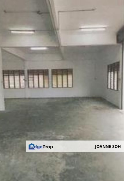 Taman perindustrian puchong semi d factory for rent!!, Selangor, Puchong