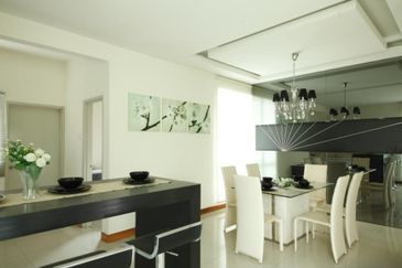 Sungai buluh freehold 3storey terrace corner house for sale!