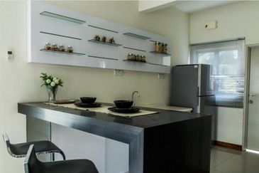 Sungai buluh freehold 3storey terrace corner house for sale!